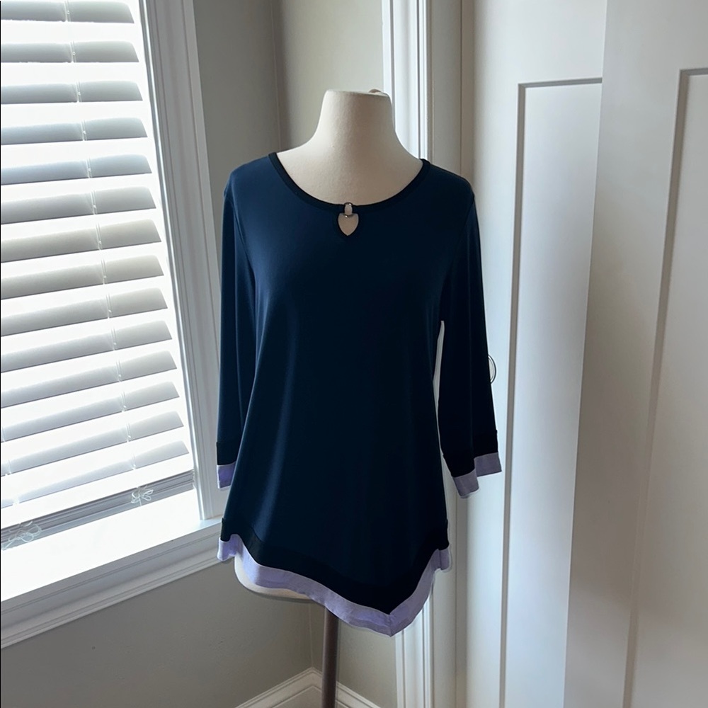 Christopher & Banks Blue and White 3/4 Sleeve Relaxed Tunic‎ Asymmetrical
